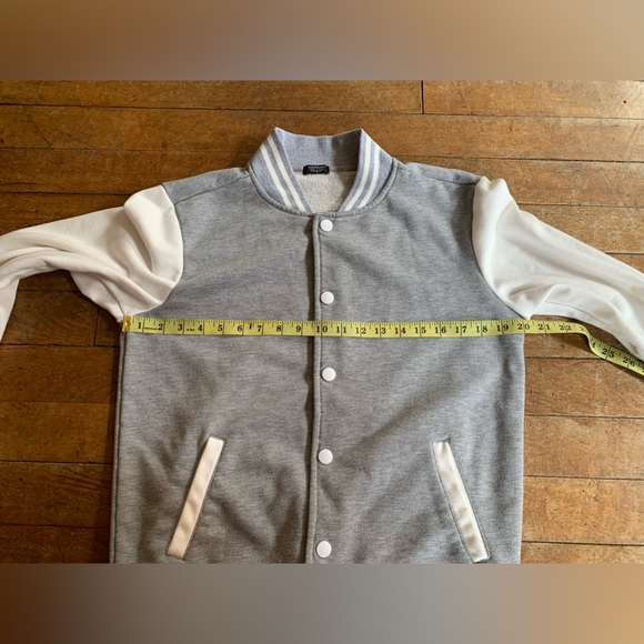 Men’s Coof Andy grey and white Varsity Bomber Jacket, size small - Picture 6 of 10